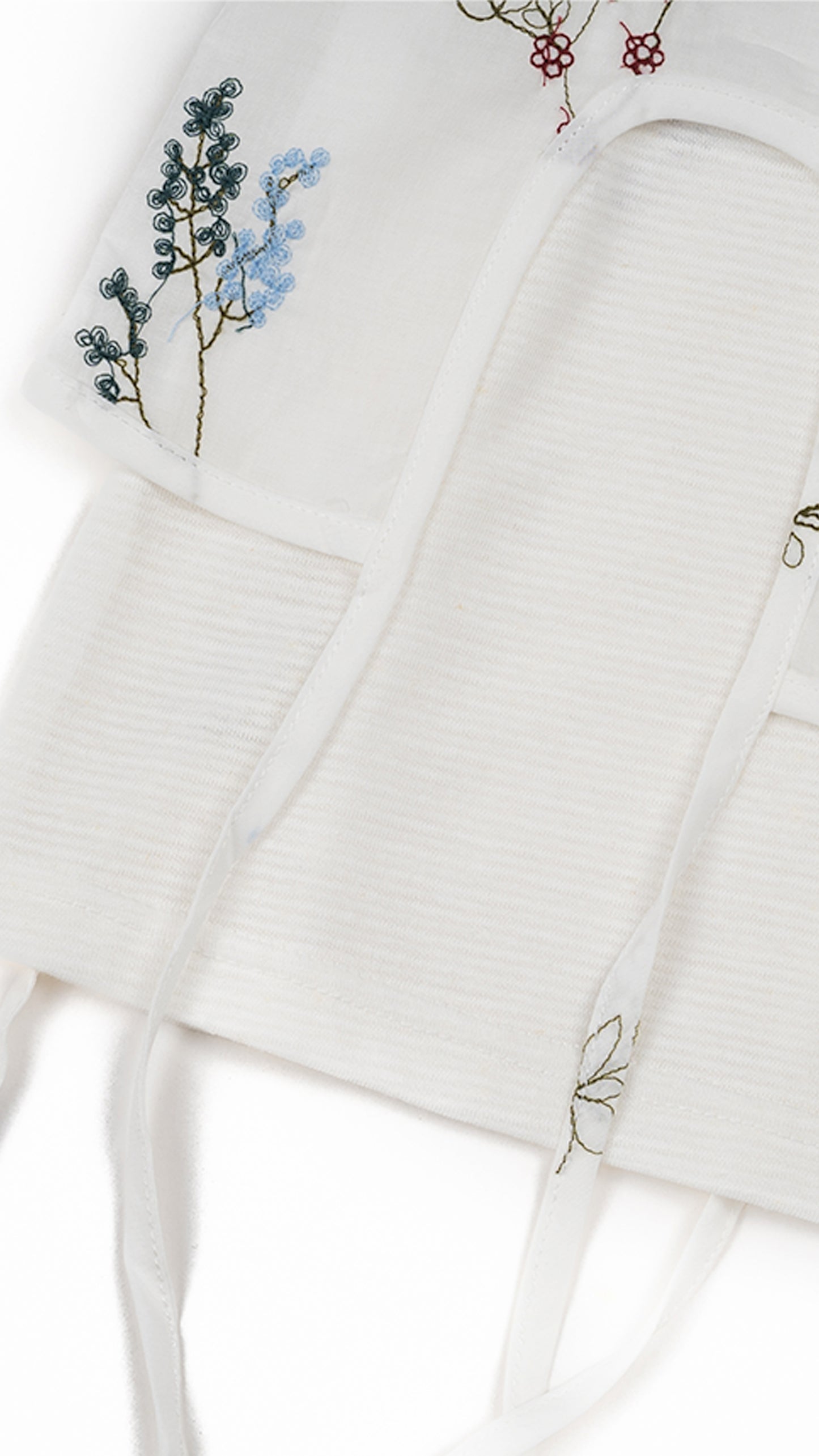 Floral embroidered Tie-Up Detiail Top Set