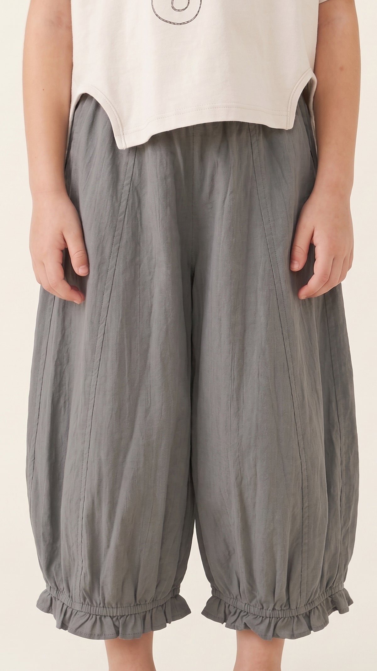Ruffle-Hem Balloon Culottes in Grey