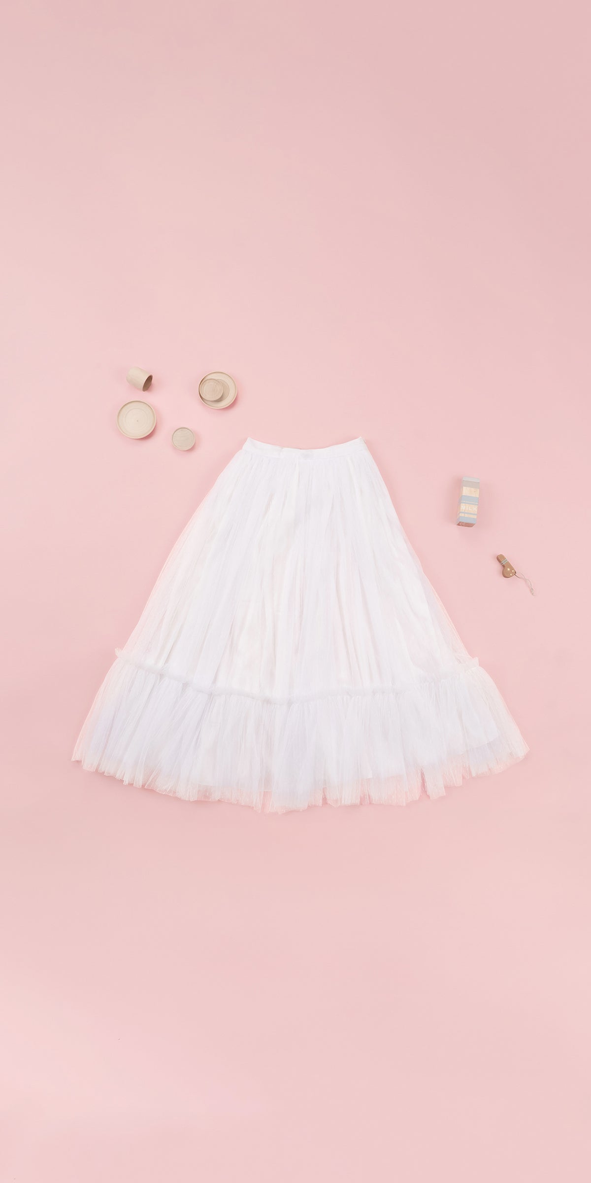 RUFFLE HEM DETAIL TULLE SKIRT
