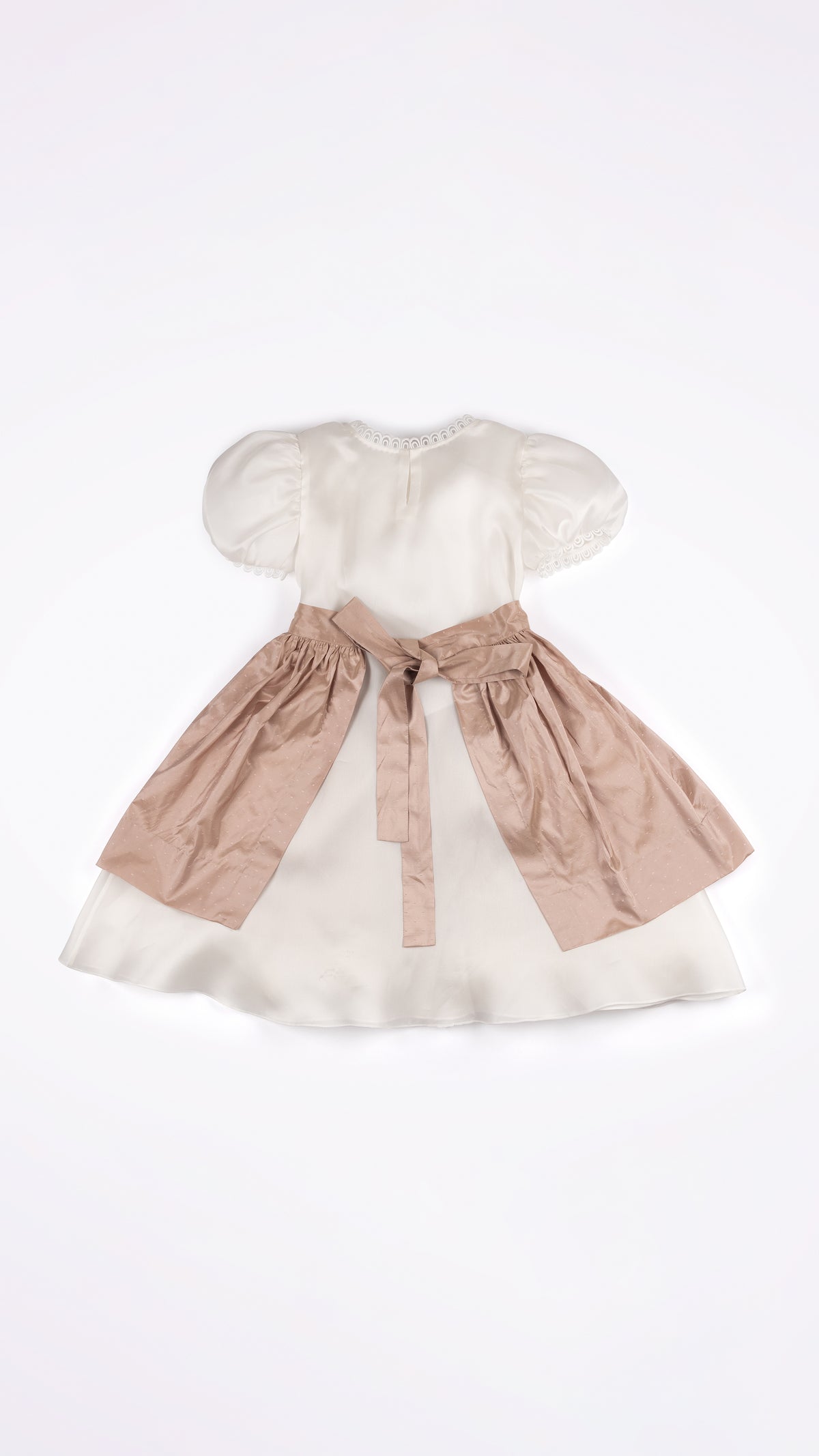 PUFFED SLEEVE DRESS WITH TIE-BACK SKIRT APRON