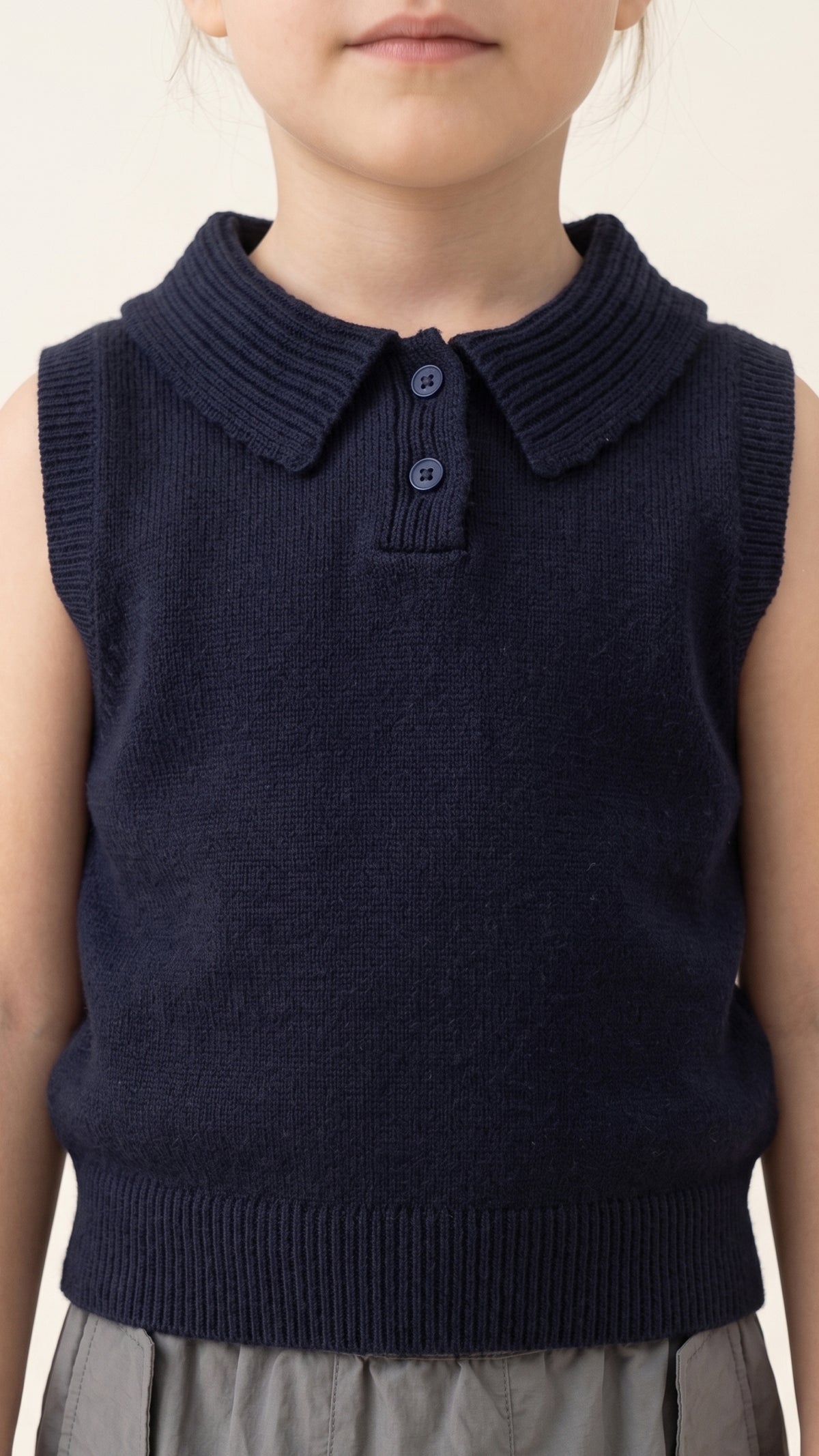 Scallop Ribbed-Collar Knit Polo Vest