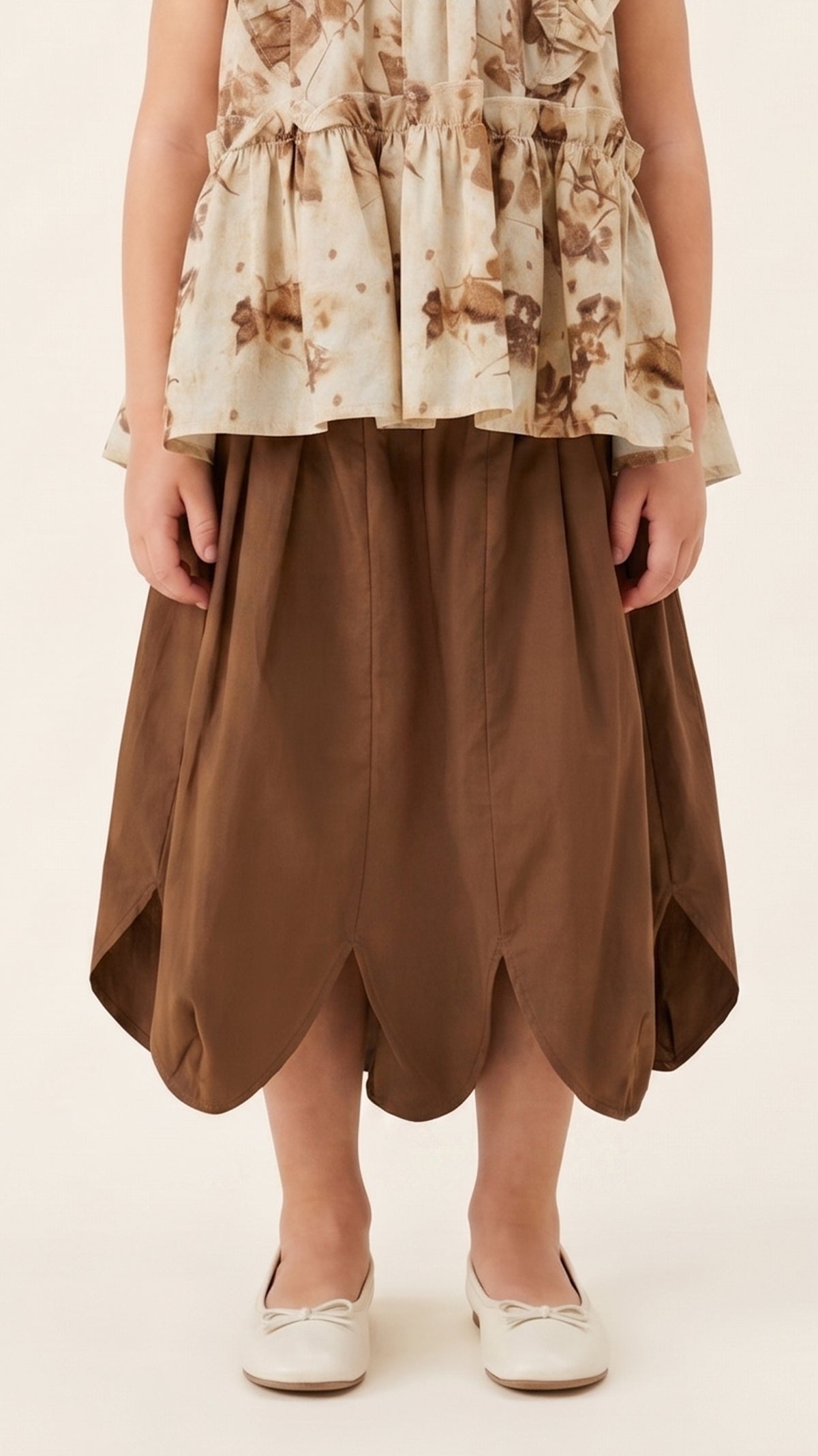 Paneled Bubble Balloon Skirt in Brown
