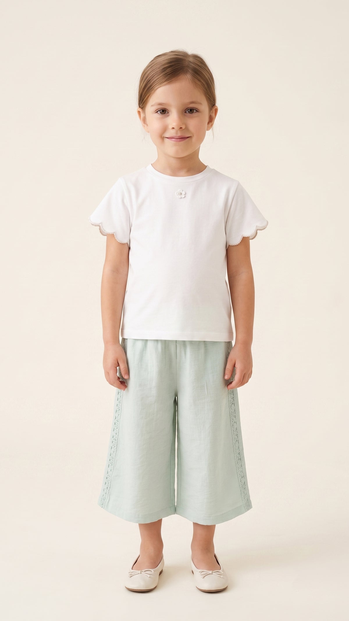 Scallop-Sleeve Floral Appliqué T-Shirt